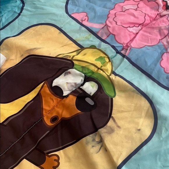 Bluey comforter set - Picture 4 of 6